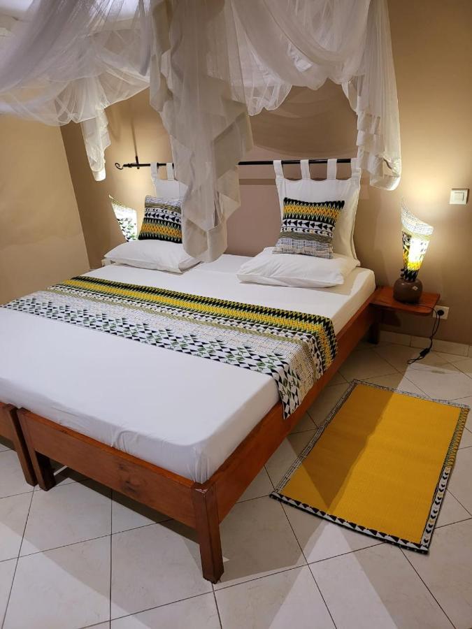 Le Lodge Des Almadies Dakar Exterior photo