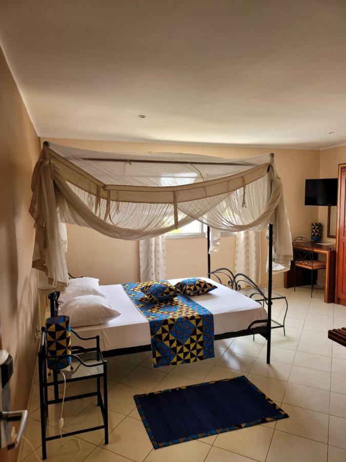 Le Lodge Des Almadies Dakar Exterior photo