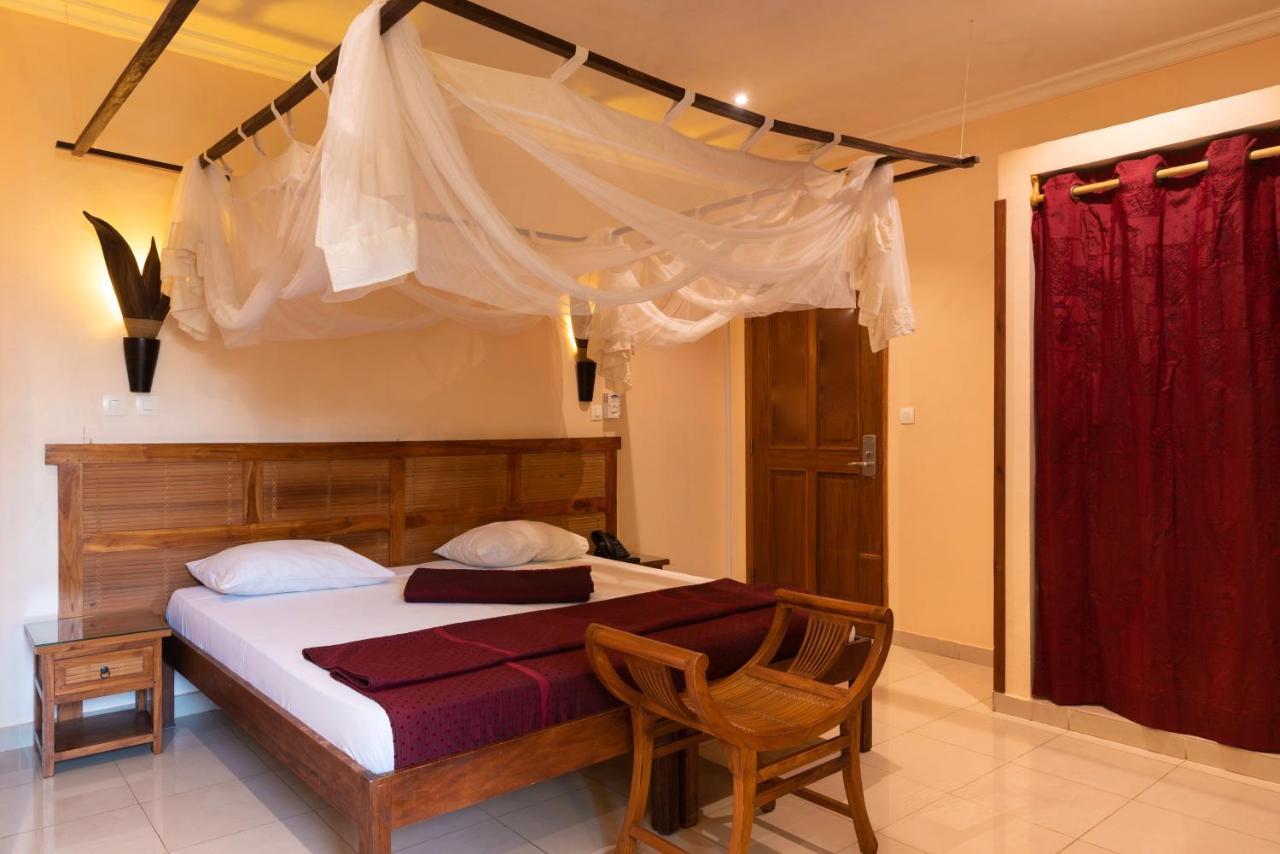 Le Lodge Des Almadies Dakar Exterior photo