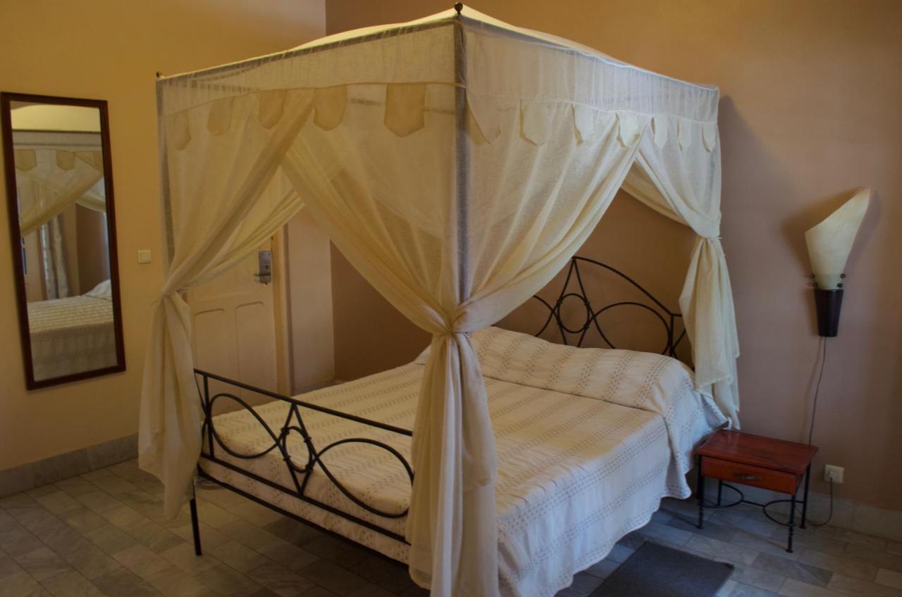 Le Lodge Des Almadies Dakar Exterior photo