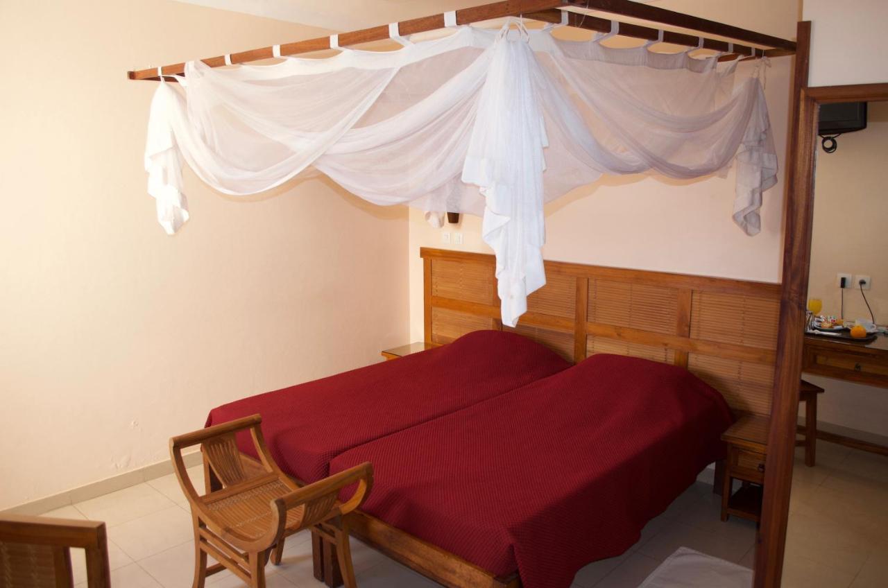 Le Lodge Des Almadies Dakar Exterior photo