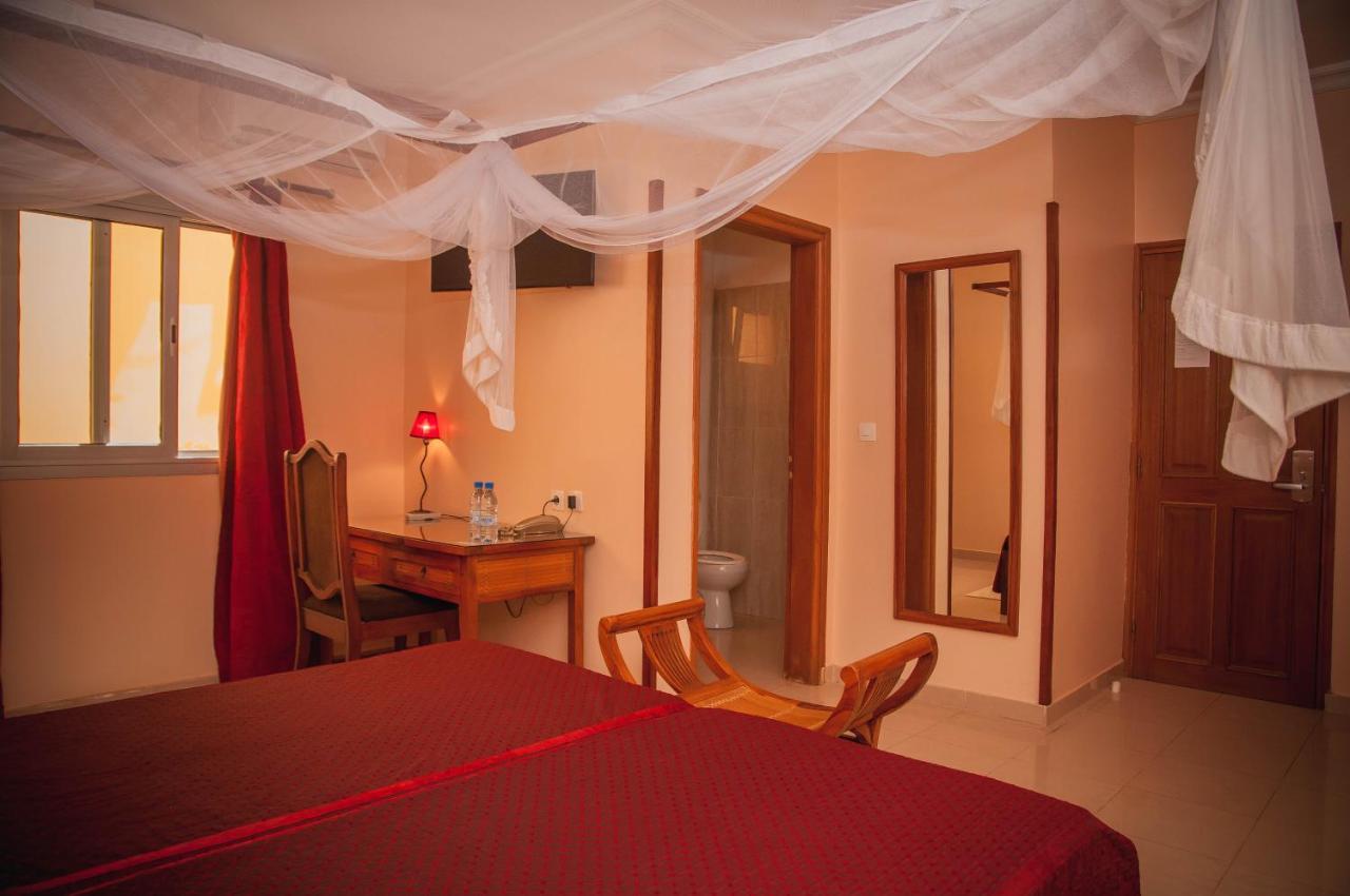 Le Lodge Des Almadies Dakar Exterior photo