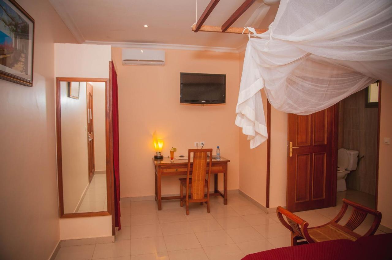 Le Lodge Des Almadies Dakar Exterior photo